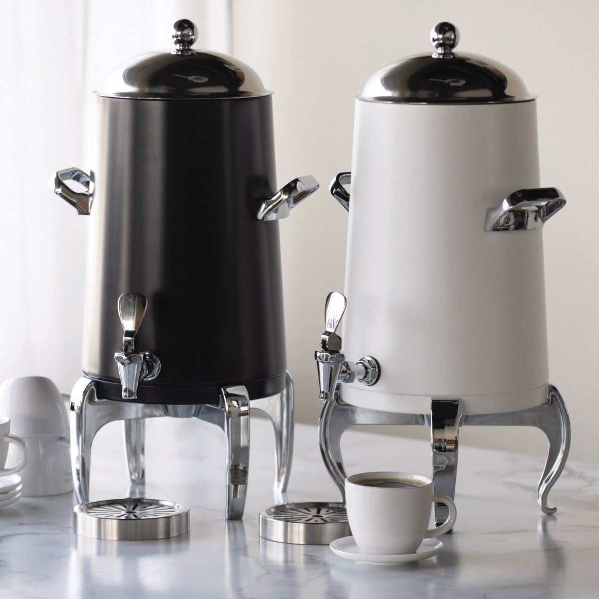 What is a Coffee Urn? (with pictures)